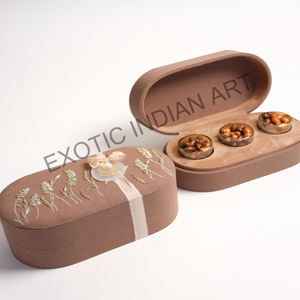 Best Seller Oval Shape Velvet Finish Rectangle <b>Box</b> Three Metal Bowls Elegant <b>Chocolate</b> <b>Packaging</b> for Special Occasions Gifts - Product Image 1