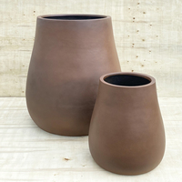 Pots Aurora de l'usine de confiance : Jardinières en Fiberstone peintes, écologiques, modernes, légères, durables, pour l'extérieur et la maison, personnalisables