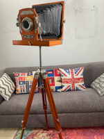 Appareil photo argentique vintage personnalisé avec trépied en bois, décoration marron vintage pour la maison, le bureau ou l'affichage photographique
