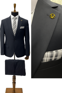 Traje de Esmoquin Negro de Tres Piezas para Hombre, Estilo Italiano, Corte Entallado, Blazer, Chaleco y Pantalones, Cómodo para Bodas y Fiestas - Product Image 2