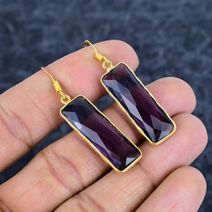 Pendientes de Plata de Ley 925 con Amatista Morada, Pendientes Hechos a Mano con Engaste y Baño de Oro para Mujer, Pendientes Morados - Product Image 1