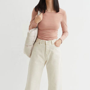 T-shirt à manches longues pour femme personnalisé en coton doux 100% avec un col rond Taille personnalisée le t-shirt à manches longues pour femme - Product Image 1