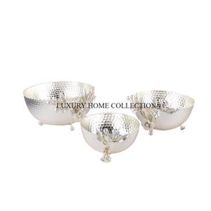 Bols de service minimalistes en métal avec des finitions lisses et des conceptions simples parfaits pour les cuisines modernes paramètres de table sophistiqués - Product Image 2