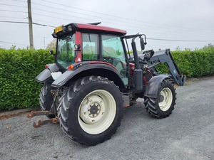 Tracteur à chenilles Valtra N103, moteur 140 CV, boîte de vitesses - Product Image 2