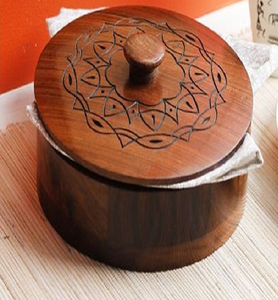 Caja tallada tradicional la manera perfecta de servir Rotis y chapatis. Disponible a precios mayoristas - Product Image 2