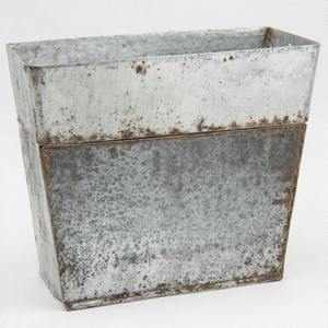 Jardinière galvanisée décorative TinHeritage avec bords en détresse pour pot de fleur en métal antique de jardin à usage décoratif - Product Image 6