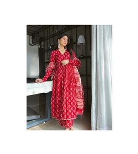 Conjunto de 3 Piezas de Algodón Puro de Alta Demanda y Más Vendido, Traje Anarkali para Mujer para Uso Diario, de Exportador Indio - Product Image 1