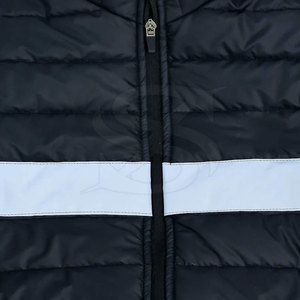 Stylish Men <b>Puffer</b> Winter <b>Jacket</b> With A Relaxed Fit Perfect For Everyday Wear And <b>Light</b> Outdoor Activities - Product Image 3