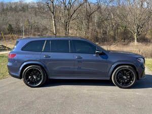 Mercedes-Benz GLS 450 d'occasion en bon état, modèle 2025 - Product Image 4