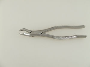 Pince d'extraction dentaire à motif américain | Pince dentaire orthodontique à motif américain Instruments chirurgicaux en acier inoxydable - Product Image 6