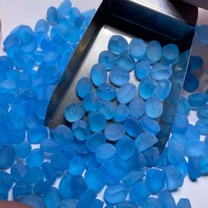 Topazes bleues électriques naturelles ovales 9x7mm - Lot en vrac du Brésil - Product Image 1