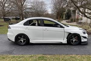 MITSUBISHI LANCER EVOLUTION X GSR 2010 USADO, Volante a la Izquierda/Derecha - Product Image 2