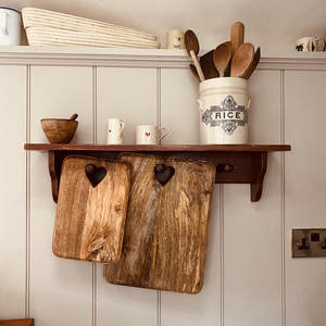 Meilleure planche à découper en bois d'acacia de qualité supérieure avec double poignée pour cuisine ou hôtels - Product Image 1