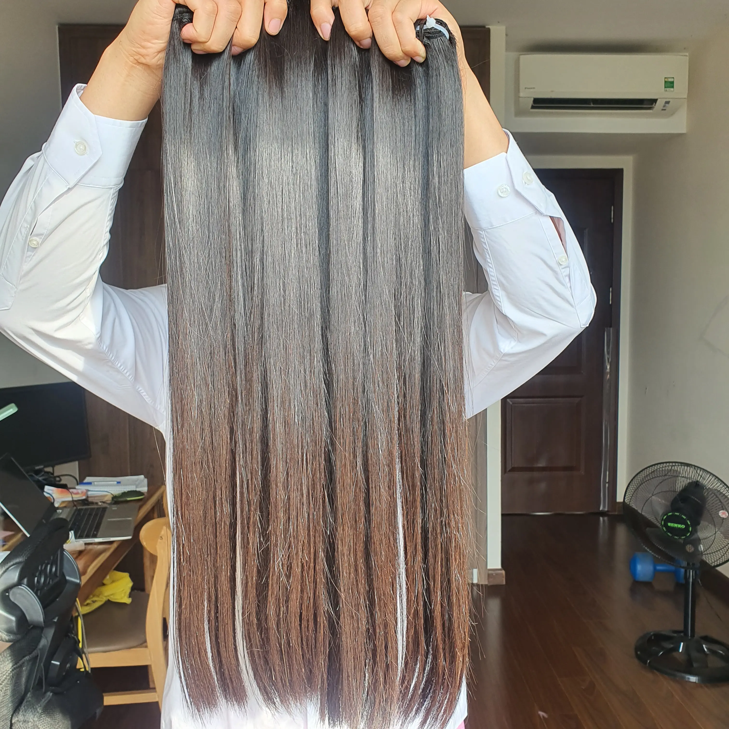ベトナムの生毛卸売バンドル横糸骨ストレート大在庫最高品質バージンヘア100% レミー髪