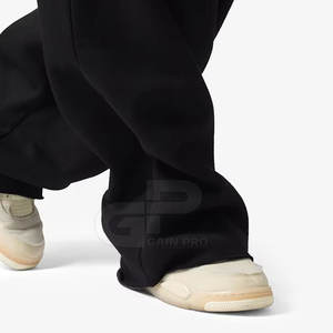 Vêtements de sport en gros Pantalons de jogging surdimensionnés légers Utilisation hivernale Coupe-vent Jogging pour hommes En vente en ligne - Product Image 6