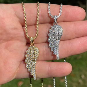 Pendentif aile d'ange en diamant Moissanite Iced Out en argent sterling 925 - Product Image 1