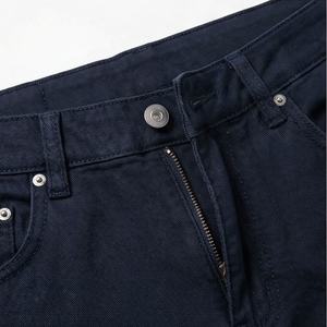 Jeans déchirés pour hommes, pantalon respirant tendance, vêtements de rue décontractés, pantalon durable de haute qualité, style jean pour tous les jours - Product Image 4