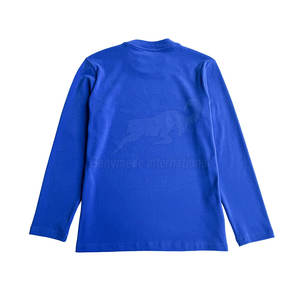 Chemises thermiques légères pour hommes avec tissu extensible doux et ajusté, parfaites pour la superposition - Product Image 2