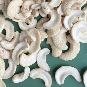 เม็ดมะม่วงหิมพานต์จากเวียดนามเม็ดมะม่วงหิมพานต์จากเม็ดมะม่วงหิมพานต์ Ww320LOW จำนวนมากพร้อมส่ง - Product Image 1