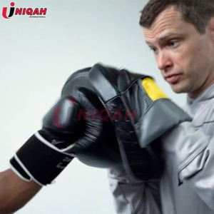 Almohadilla de enfoque de boxeo de cuero de diseño personalizado más vendida de alta calidad Pakistán hizo UNIQAH INTERNATIONAL UI-Focus Pads para MMA - Product Image 3