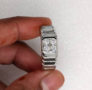 Anillo de Boda con Diamante Cultivado en Laboratorio de Corte Redondo de 0.35 Ct para Hombre, Anillo de Oro Blanco Sólido de 14K, Joyería de Diseño - Product Image 1