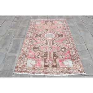 Alfombra Turca de 4.1x6.3 pies, Alfombra Vintage, Alfombra Marroquí Roja - Product Image 1