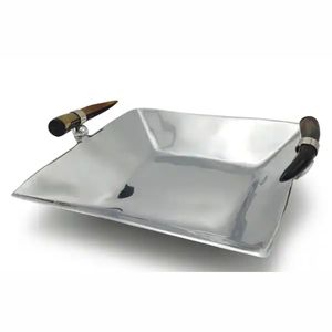 Grand plat de service carré en aluminium avec poignées en corne uniques, plateau de service en métal pour la restauration et les fêtes - Product Image 1