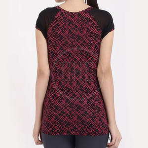 เสื้อยืดผู้หญิงพิมพ์ลายผ้าฝ้ายลำลองสำหรับฤดูร้อนผลิตในปากีสถาน - Product Image 3