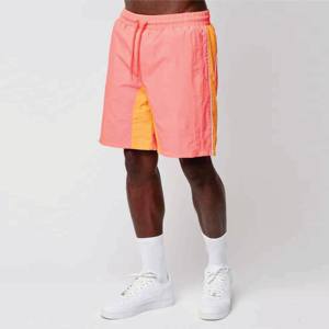 2024 กางเกงขาสั้นว่ายน้ําผู้ชายสั่งทําคุณภาพสูงพร้อมซับตาข่ายกางเกงขาสั้นชายหาดโพลีเอสเตอร์ 100% สําหรับผู้ชายทุกสี - Product Image 2