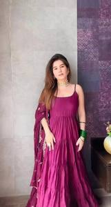 ชุดเดรสผ้าจอร์เจียอนาร์กาเซตใหม่พร้อมความยาว10เมตรผ้ามีระบายฟูฟ่องเย็บเต็มรูปแบบพร้อมใส่คอลเลกชัน - Product Image 2