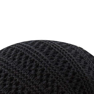 Bonnets en tricot de couleur unie de qualité supérieure, unisexe, impression de logo personnalisée, impression numérique disponible, toutes les couleurs et tailles, style streetwear courant - Product Image 4