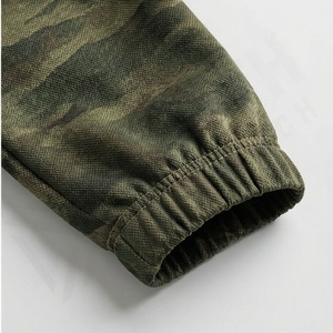 Ensemble de survêtement de jogging deux pièces OEM de haute qualité pour homme, coupe décontractée, respirant et imperméable, en nylon, idéal pour l'entraînement - Product Image 6