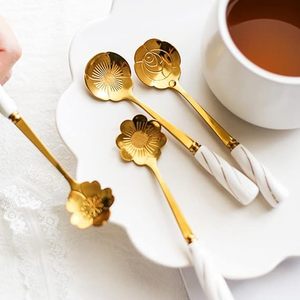 Cuchara de lujo, tenedor, juego de cubiertos dorados, juego de cubiertos de boda, cuchara de CENA DE Metal, vajilla de acero inoxidable para la decoración del restaurante del hogar - Product Image 1