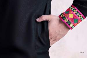 Festival Designer Wear Navratri Special Pure Cotton Heavy Bordado Kurta Con Totalmente Bordado Dupatta Kurta Set Para Hombres - Product Image 5