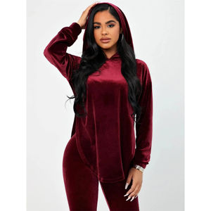 Vente en gros OEM ensemble de survêtement en velours coupe ajustée pour femmes hiver sweat à capuche pour femmes pantalon court strass grande taille design respirant - Product Image 5