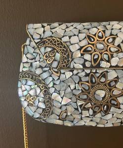 Elegante Bolso de Mano de Terciopelo Formal para Mujer, con Cierre de Solapa y Correa de Hombro/Cadena, Duradero y Ecológico - Product Image 4