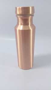 Vente la plus chaude Haxagon International 100% Bouteille d'eau en cuivre Artisanat naturel personnalisé Revêtement anti-corrosion écologique - Product Image 4