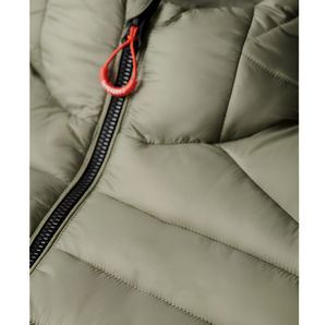 Dernier style Veste matelassée légère coupe-vent pour hommes Fabriquée sur mesure avec impression de logo Tissu en toile pour l'hiver Nouvelle arrivée - Product Image 2