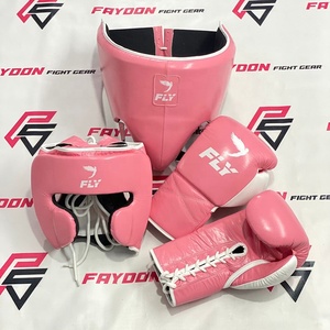 Ensemble de boxe professionnel personnalisé rose/blanc OEM ODM, tendance du moment, pour entraînement et sparring, comprenant casque de boxe, protège-guêtres et gants sur mesure - Product Image 1