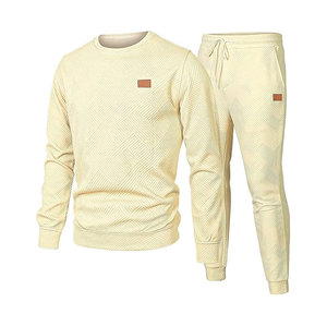 ชุดวอร์มผ้าฟลีซแบบมีฮู้ด ซิปหน้า สำหรับผู้ชายและผู้หญิง ขายส่ง ชุดสองชิ้น เสื้อแจ็คเก็ตและกางเกงขายาว สำหรับฤดูหนาว เหมาะสำหรับการเดินเล่น - Product Image 1