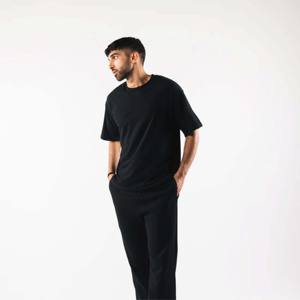 T-shirt en coton surdimensionné pour homme de qualité supérieure T-shirt lourd personnalisable pour une impression de haute qualité - Product Image 1