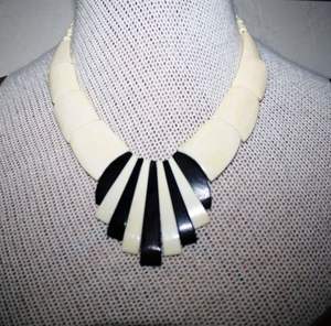 Collar con colgante de resina de cielo nocturno ESTRELLADO - Product Image 1