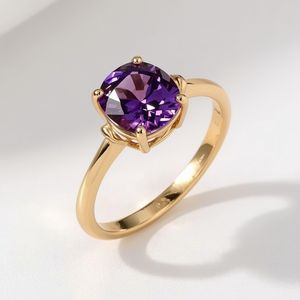 Bague de fiançailles et de mariage en or jaune 18 carats avec diamant baguette de laboratoire et rhodium, design élégant et distinctif pour occasions spéciales - Product Image 3