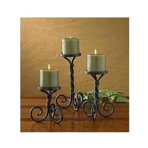 Porte-bougie géométrique contemporain en métal, parfait pour la décoration intérieure moderne, l'éclairage d'ambiance de table et une présentation élégante. - Product Image 5