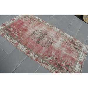 Tapis vintage 3,5 x 6,6 pieds, tapis d'inspiration turque, tapis oriental rouge et blanc - Product Image 4