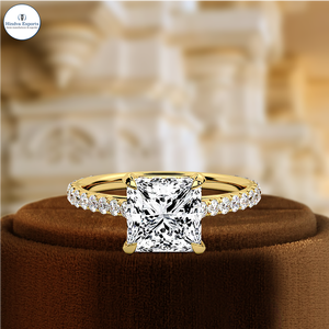 Anillo de Compromiso con Diamante Cultivado en Laboratorio de Corte Princesa de 1 Quilate, Halo Oculto, Engaste Semi-Pavé, Certificado IGI, Oro Amarillo de 14k, para Boda o Fiesta - Product Image 2