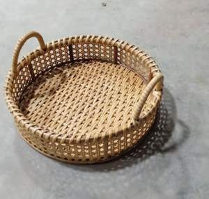 ถาดหวายสานด้วยมือทรงกลมถาดรองโต๊ะกาแฟ | ตะกร้าเสิร์ฟและตกแต่งตามธรรมชาติจากเวียดนาม - Product Image 4