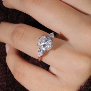 Vente de gros avec certificat GRA Bague en moissanite ovale 3 carats en argent sterling VVS S925 pour femmes Bague de fiançailles et de mariage - Product Image 2