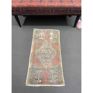 1.6x3.2 ft Vintage Rug, Turkish Small Rug, <b>Red</b> Floral <b>Wool</b> Rug - Product Image 1