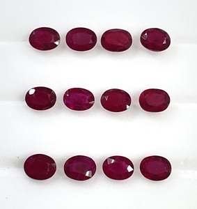 Rubis africain 100% naturel chauffé, taille ovale calibrée de 3,5-4,5 mm, couleur rouge rosé, 7,77 carats, pierre précieuse en vrac pour la fabrication de bijoux - Product Image 1